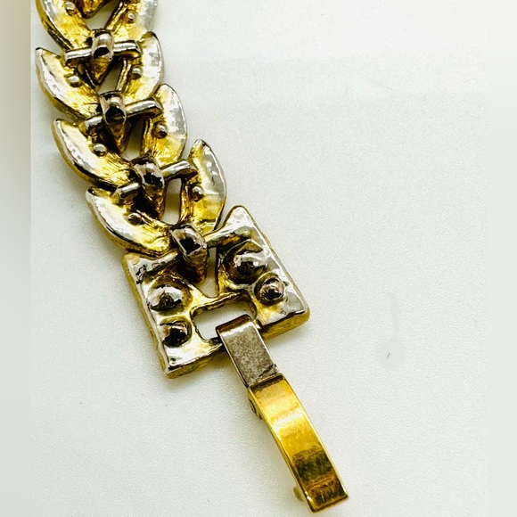 Vintage Rhinestone Bracelet - Picture 7 of 12